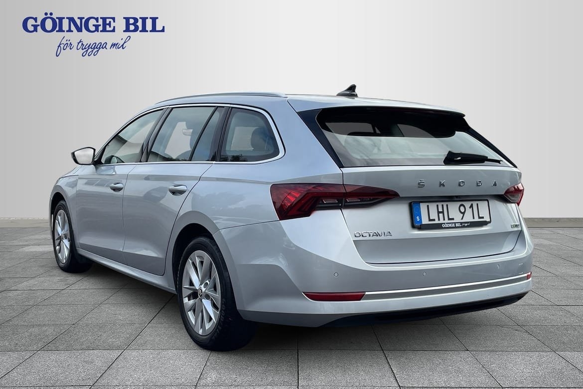 Skoda Octavia Kombi 1.0 TSI e-TEC DSG 2024, bild 6/10