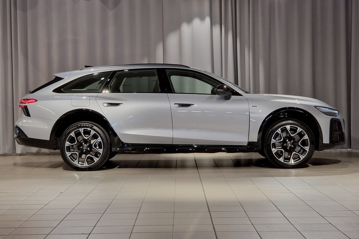 Audi A6 allroad E-HYBRID 270 KW S 2026, bild 3/10