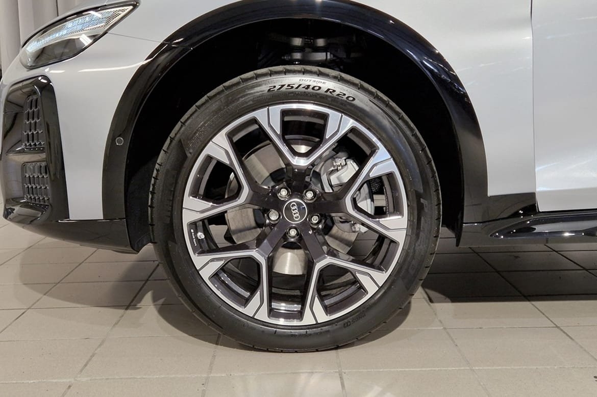 Audi A6 allroad E-HYBRID 270 KW S 2026, bild 4/10