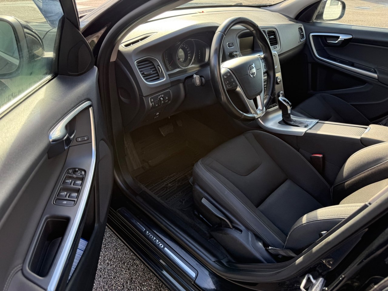 Volvo V60 D4 Geartronic Momentum Euro 5 2014, bild 7/10