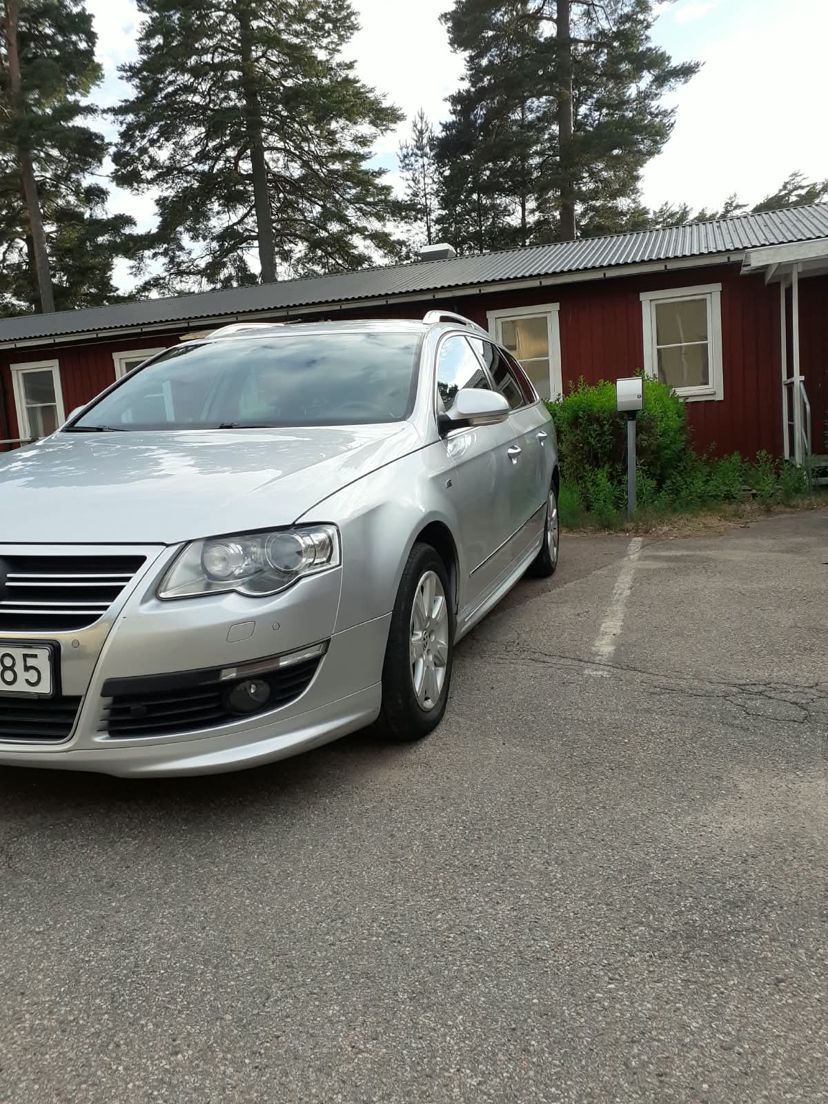 Volkswagen Passat 2010, photo 4/9