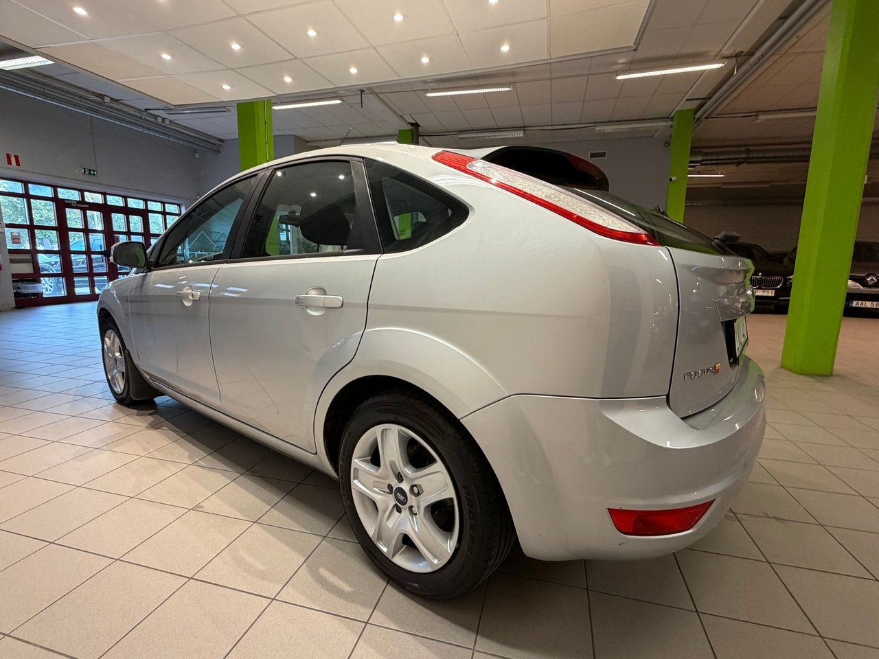 Ford Focus 2010, kuva 6/10