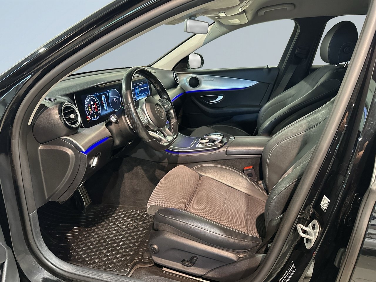 Mercedes-Benz E 2020, bild 7/24