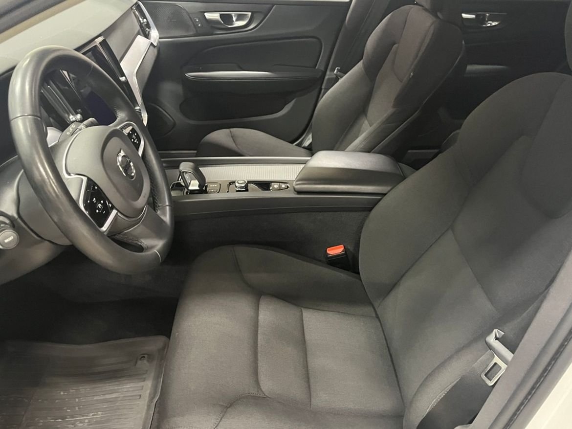 Volvo V60 Cross Country B4 AWD Adv 2022, bild 6/10