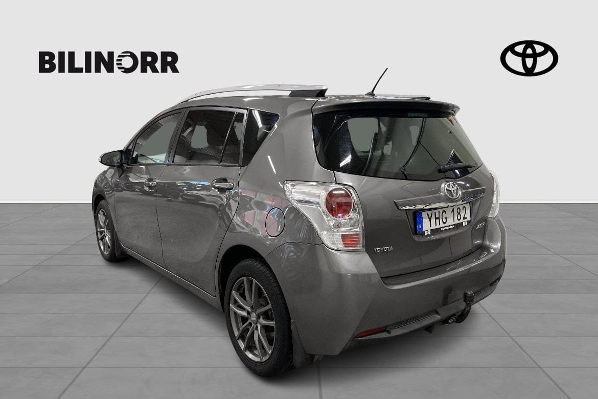 Toyota Verso 1,8 Automat ActivePlus 2017, bild 6/12