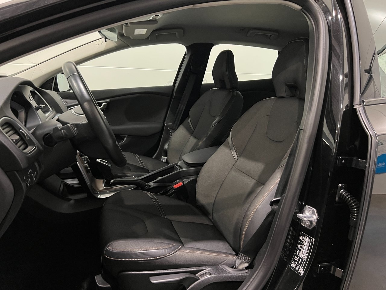 Volvo V40 Cross Country 2016, bild 6/10