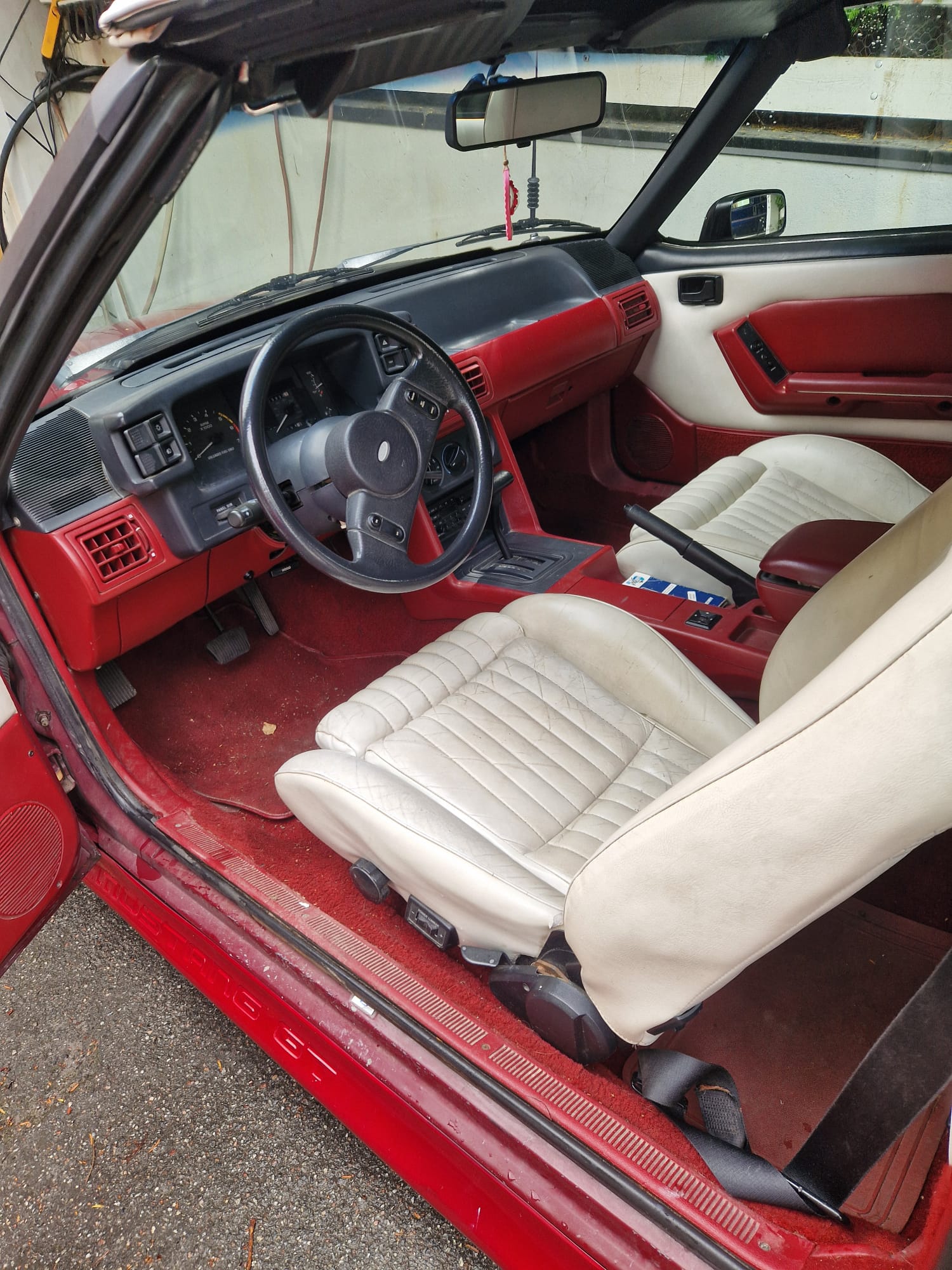 Ford Mustang GT Convertible Automatisk 1988, photo 2/10