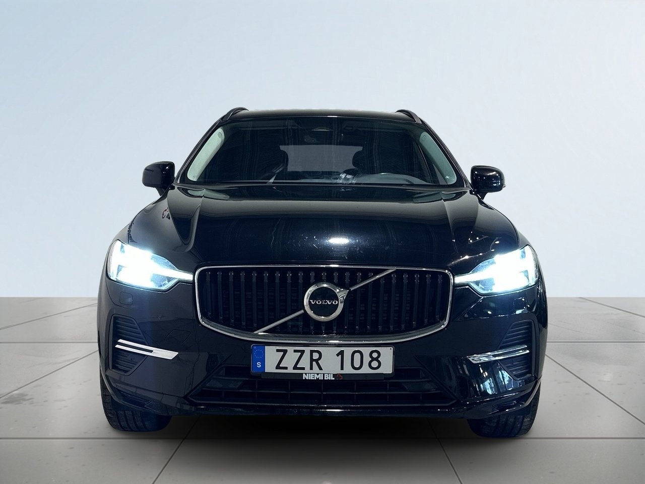 Volvo XC60 2022, bild 2/10