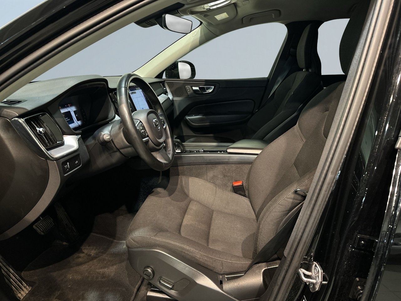 Volvo XC60 2022, bild 7/10