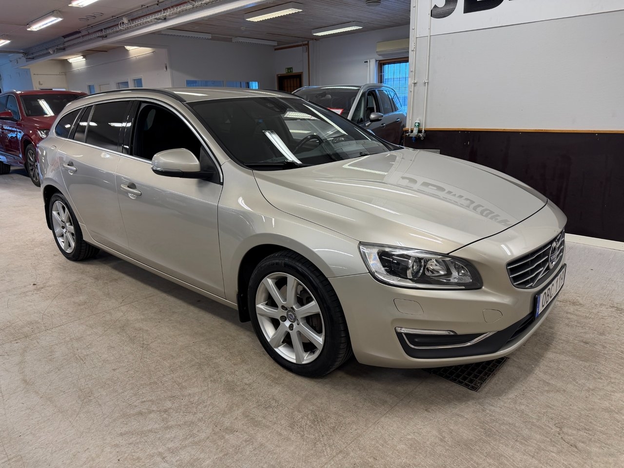 Volvo V60 2017, bild 2/10