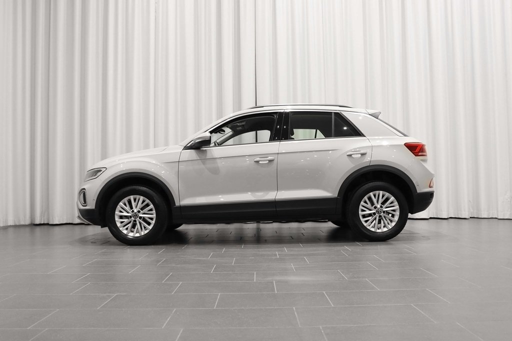 Volkswagen T-Roc TSI 110hk 2023, bild 2/10