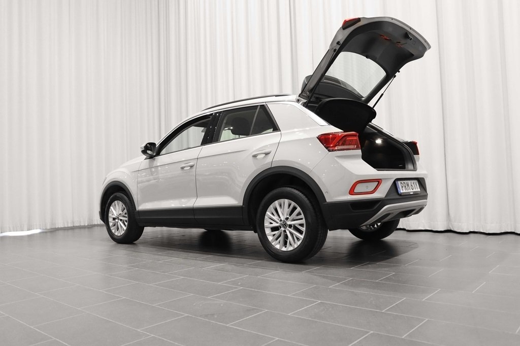 Volkswagen T-Roc TSI 110hk 2023, bild 4/10