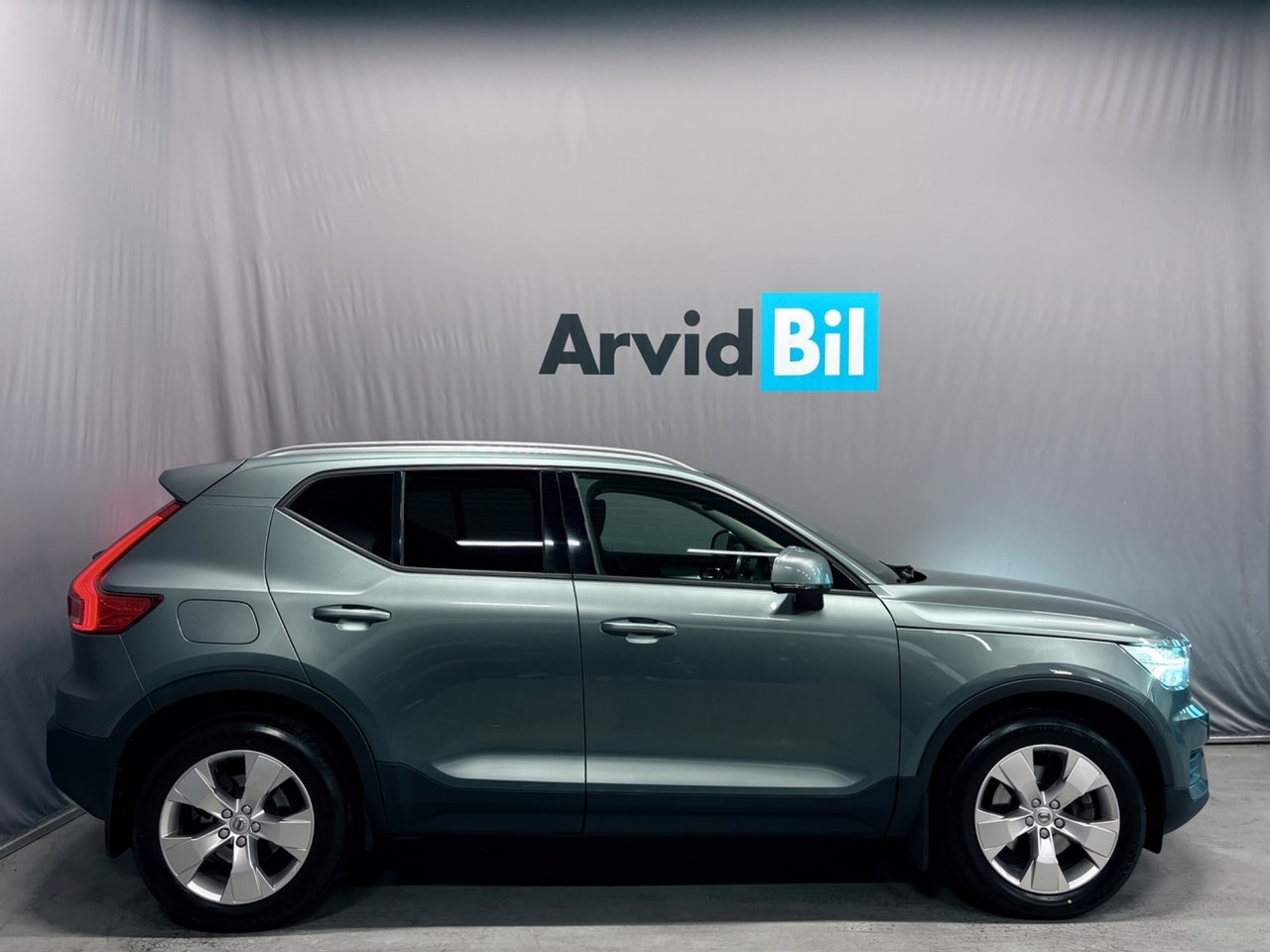 Volvo XC40 T4 Geartronic Momentum 2019, bild 3/10