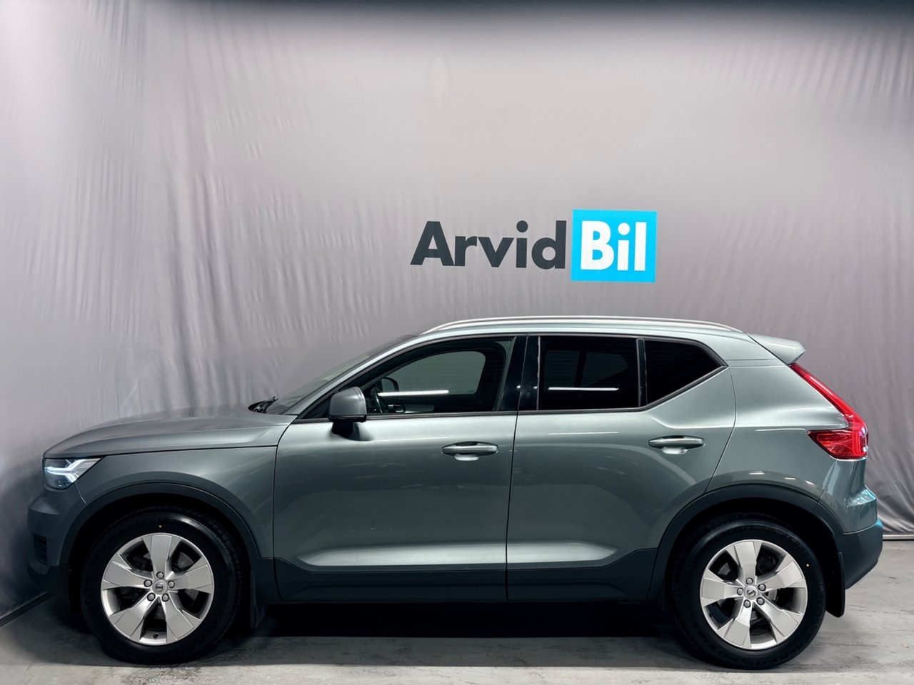 Volvo XC40 T4 Geartronic Momentum 2019, bild 4/10