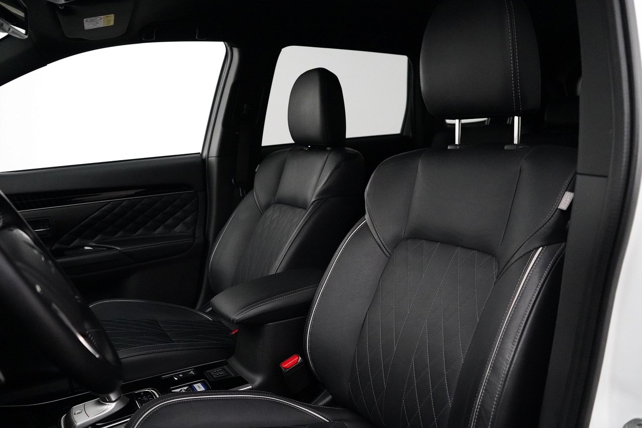 Mitsubishi Outlander 2020, bild 7/10