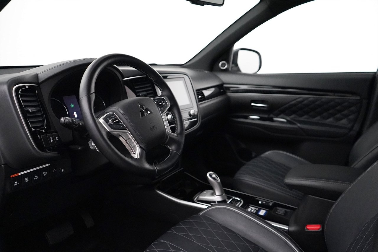 Mitsubishi Outlander 2020, bild 5/10