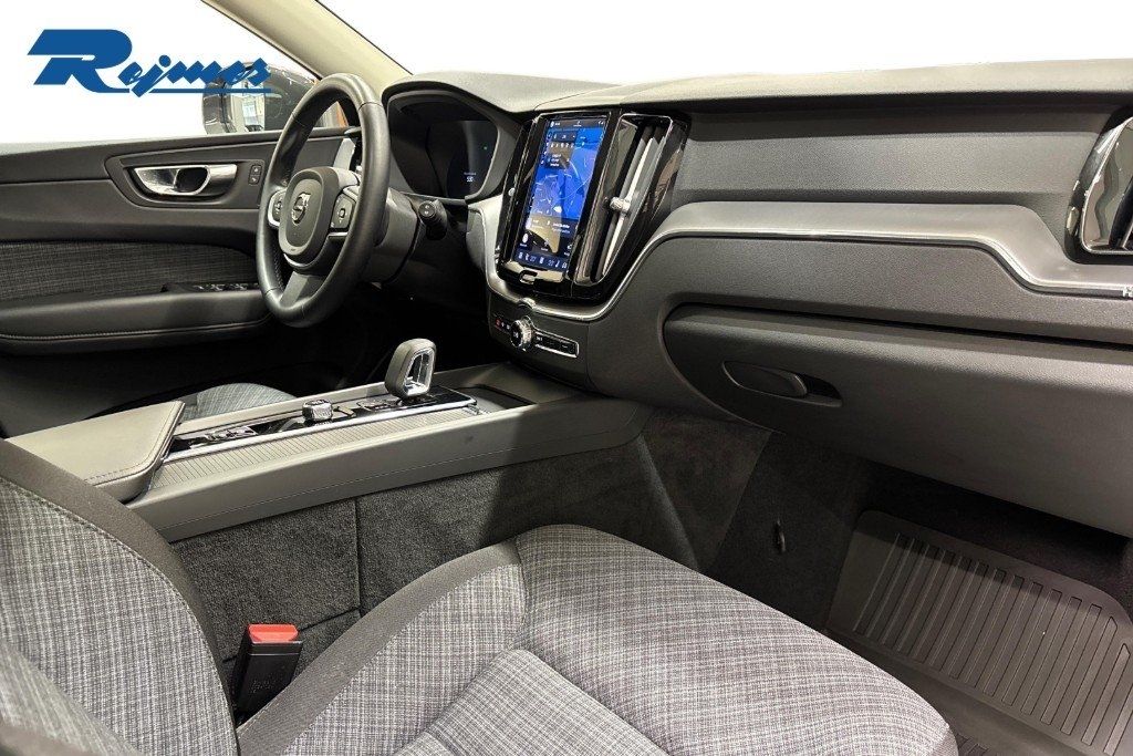 Volvo XC60 T6 Core Nordic Edition 2025, bild 6/25