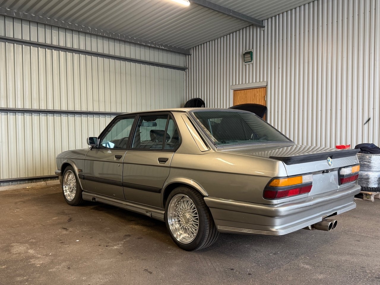 BMW M535i 1986, kuva 4/18