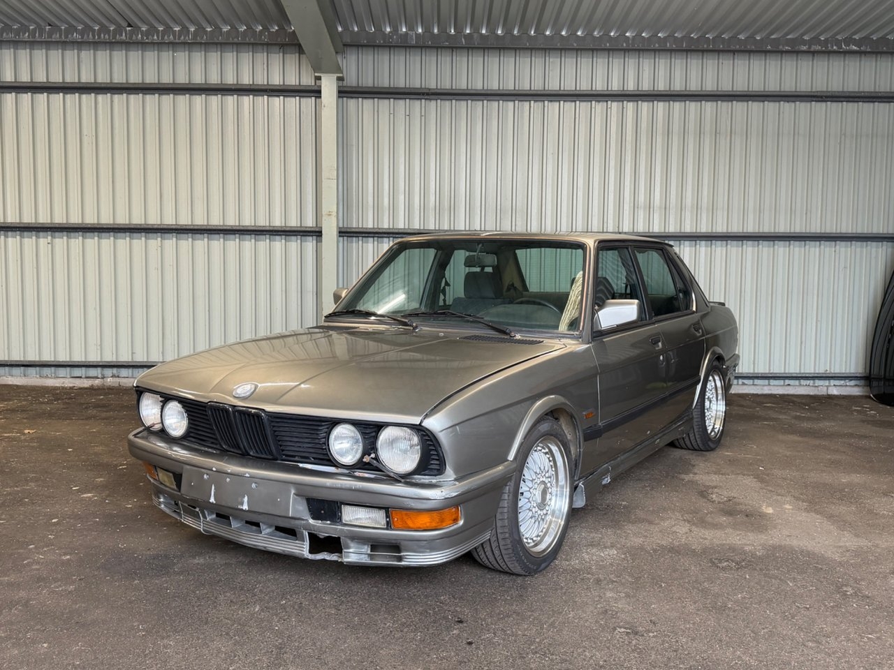 BMW M535i