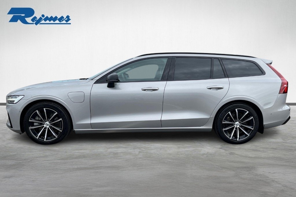 Volvo V60 T6 Plus Dark Nordic Edition 2025, bild 3/26