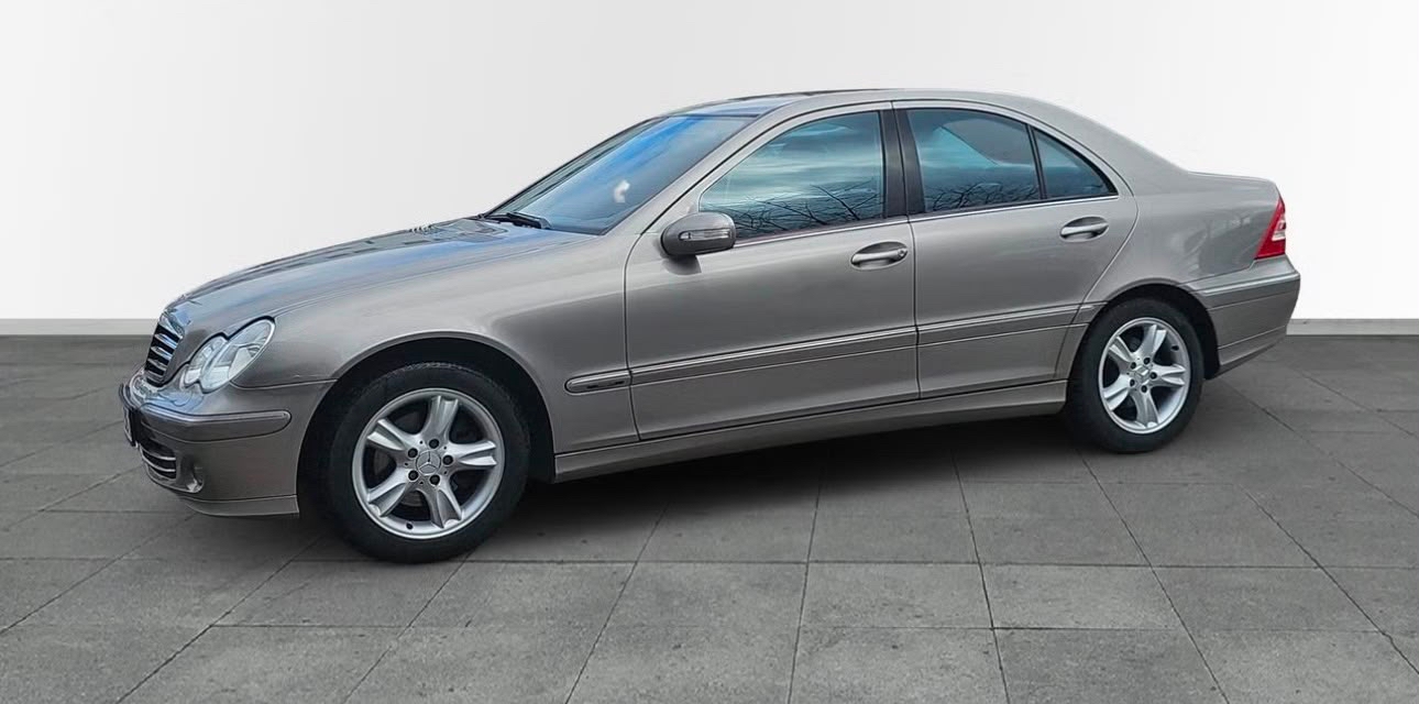 Mercedes-Benz C 2007, photo 6/10