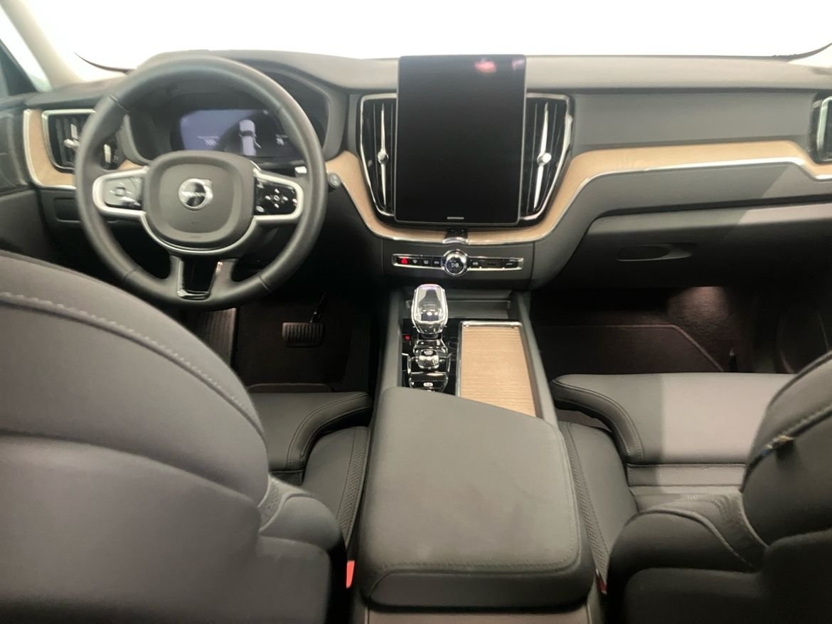 Volvo XC60 T6 Plus Dark Nordic Edition 2026, kuva 5/10