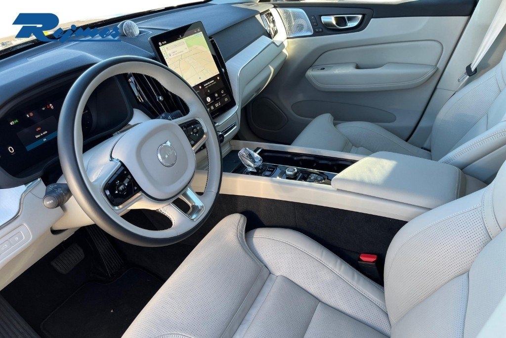 Volvo XC60 2027, photo 7/27