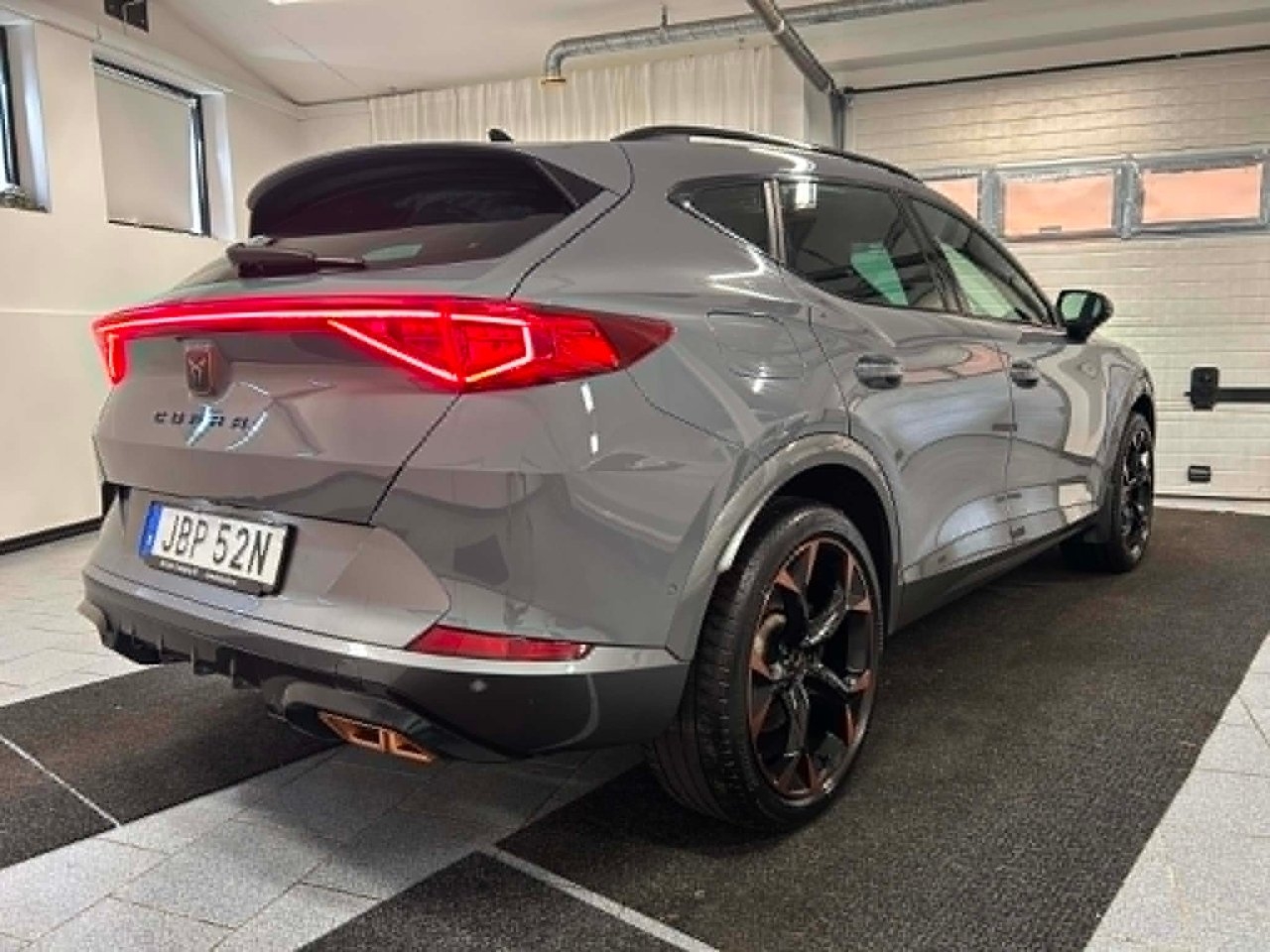 Cupra Formentor VZ e-Hybrid 245 hk 2023, bild 3/10