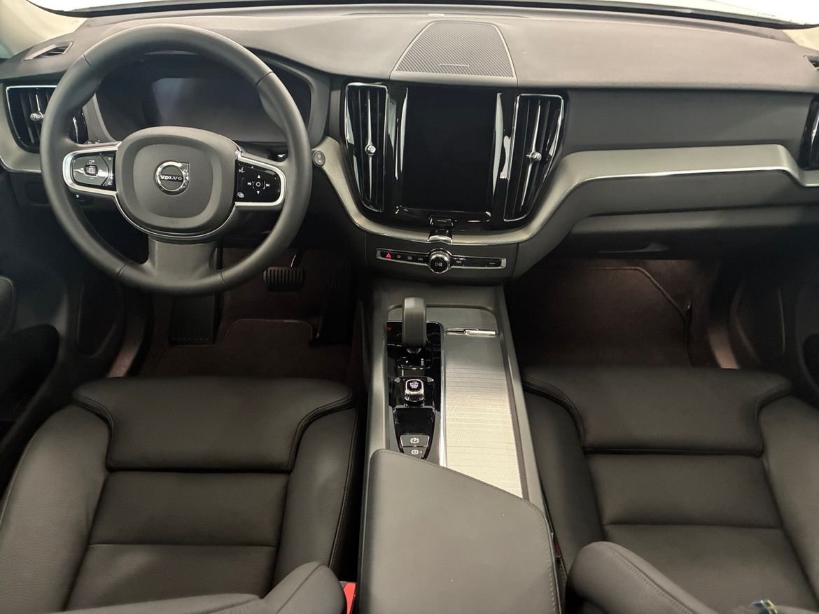 Volvo XC60 T6 Plus Dark Nordic Edition 2025, bild 5/10