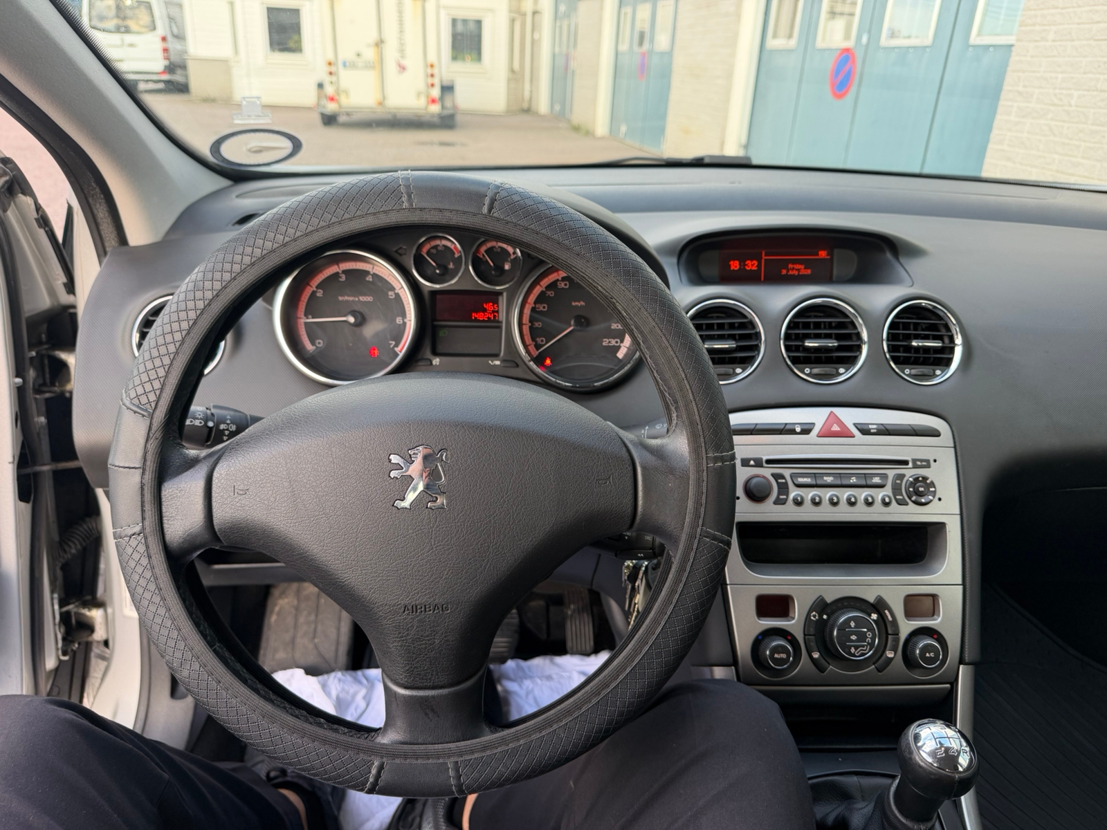 Peugeot 308 5-dörrar 1.6 VTi Manuell 2008, bild 7/10