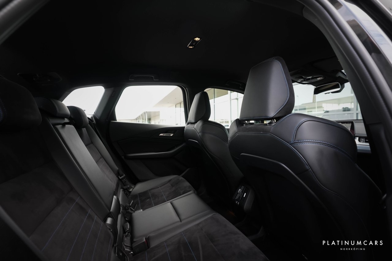 BMW 225 2025, photo 7/18