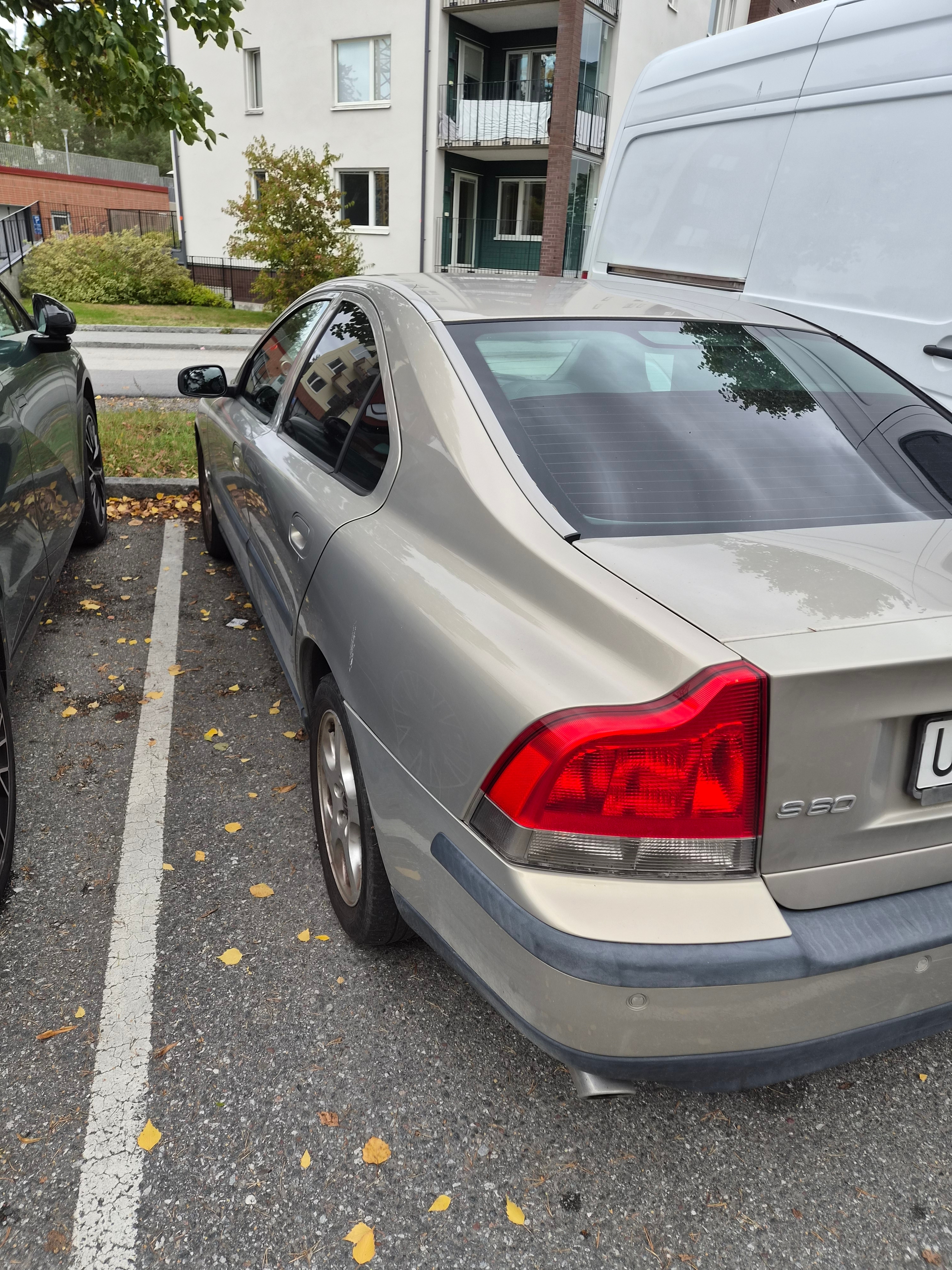 Volvo S60 2.5T Automatisk 2004, bild 2/6