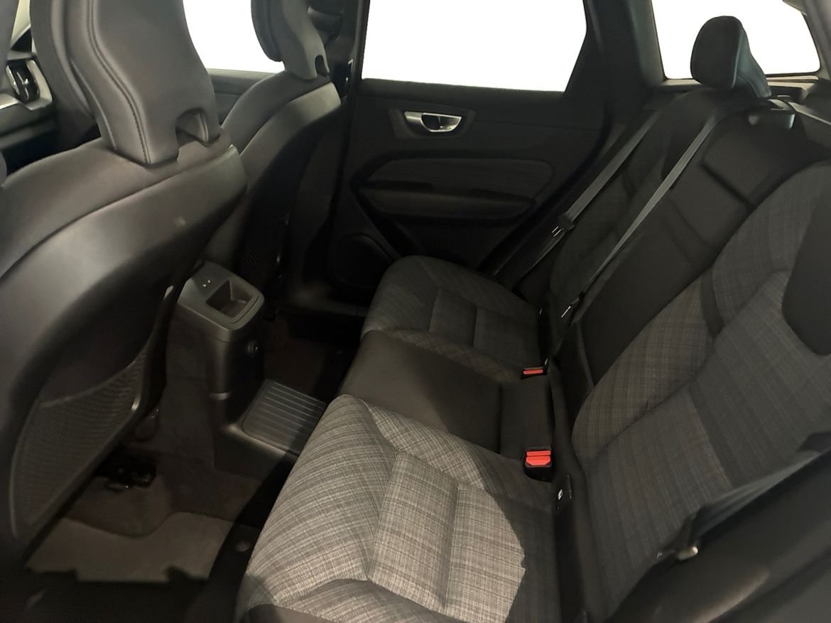 Volvo XC60 Recharge T6 Core Edition 2024, bild 7/10