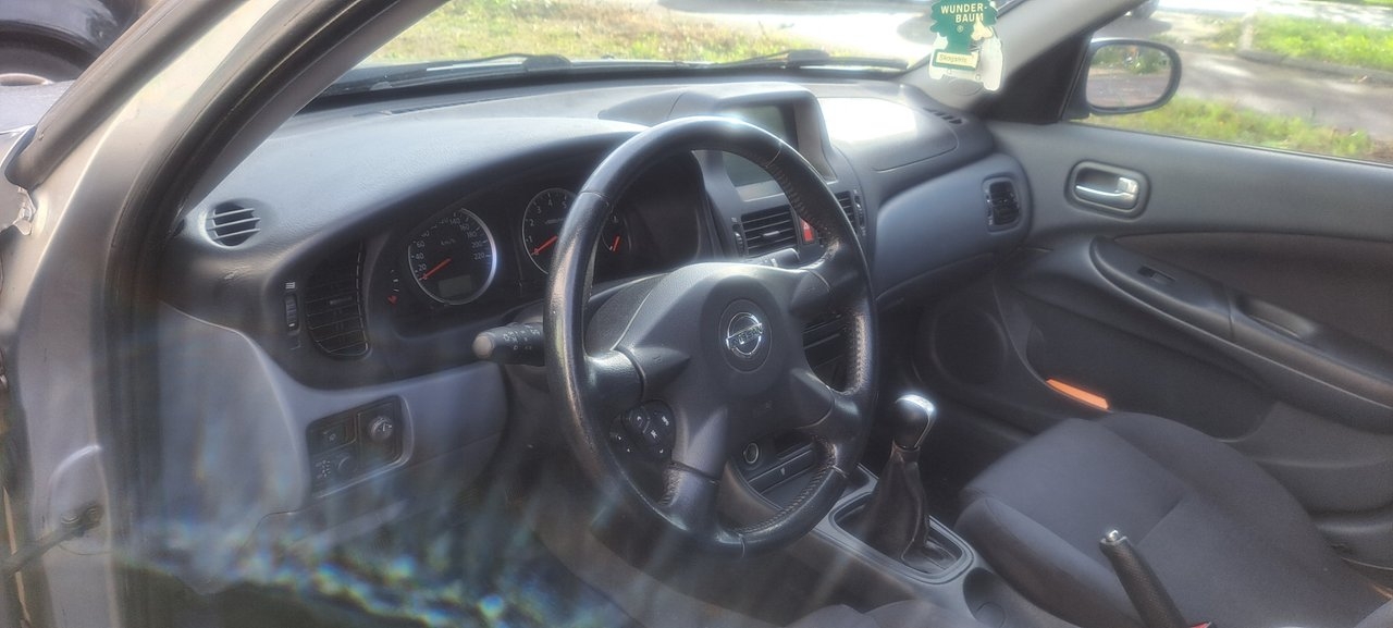 Nissan Almera 5-dörrar 2005, bild 7/10