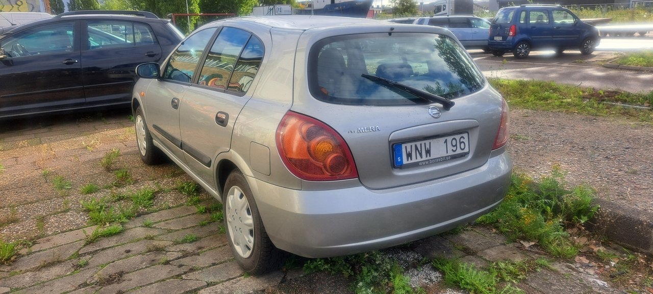 Nissan Almera 5-dörrar 2005, bild 4/10