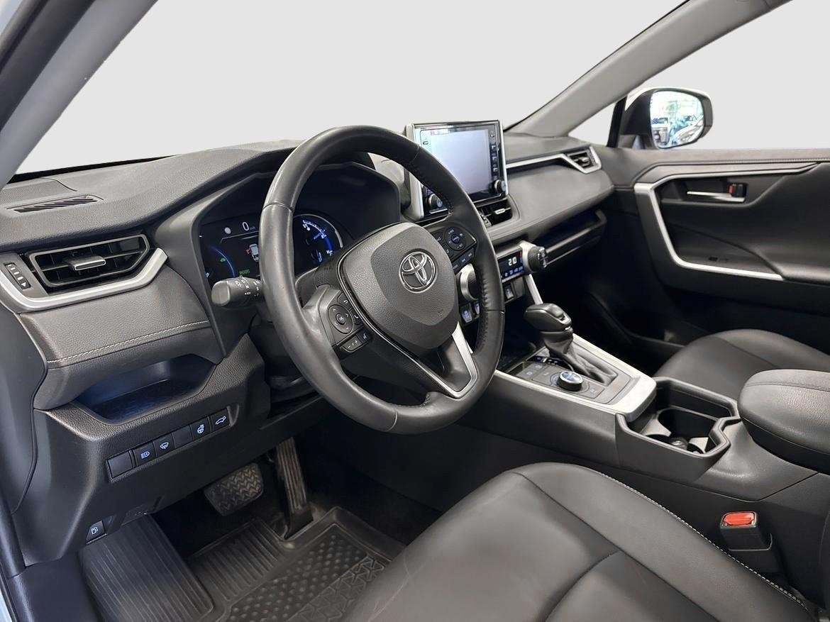 Toyota RAV4 2019, photo 3/10