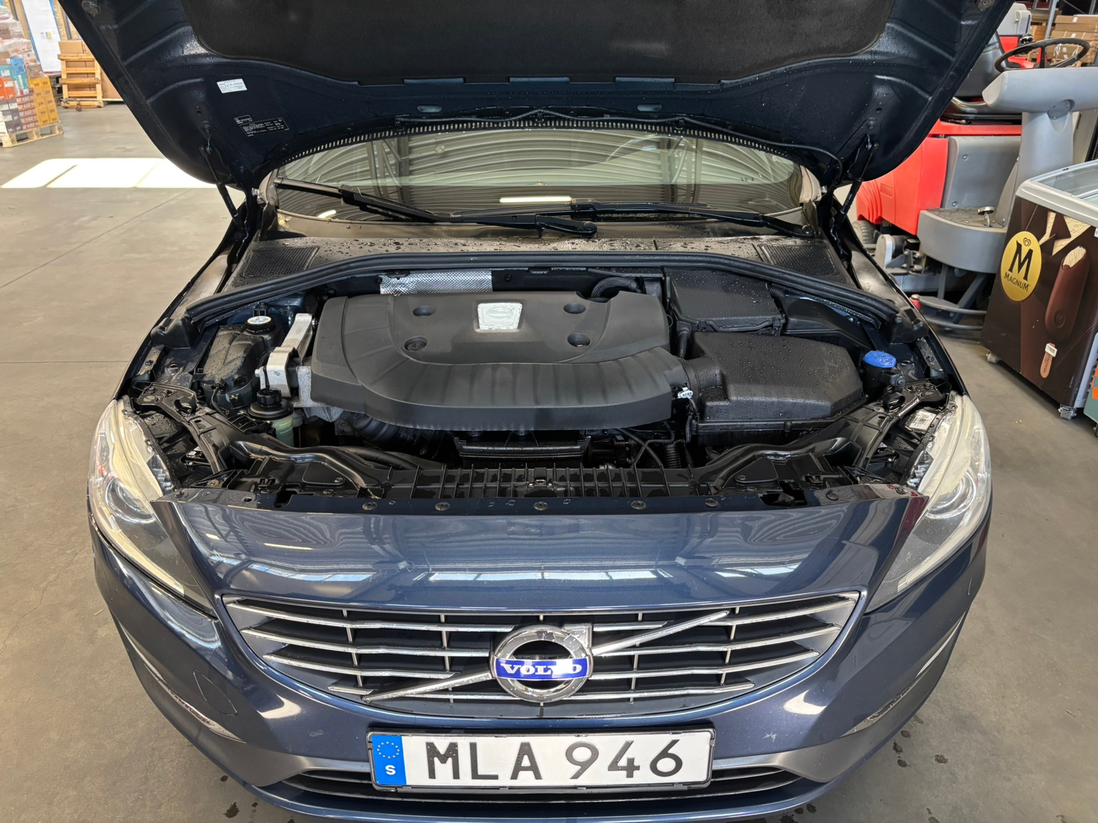 Volvo V60 D4 AWD Geartronic 2014, bild 8/8