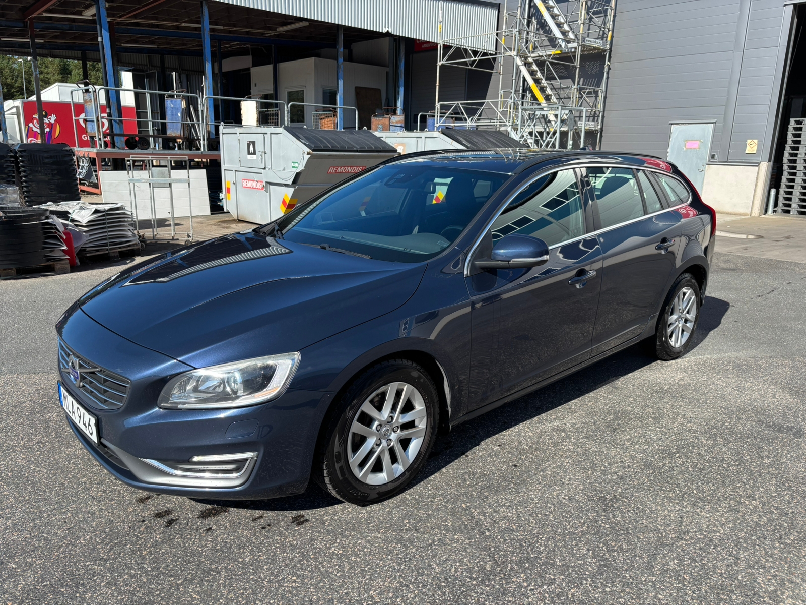 Volvo V60 D4 AWD Geartronic 2014, bild 2/8
