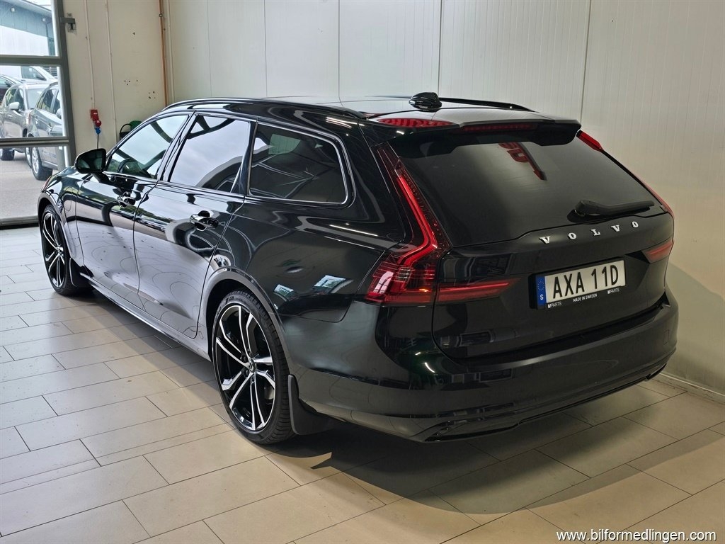 Volvo V90 T8 AWD 392hk R-Design B&W Drag 2021, bild 5/10