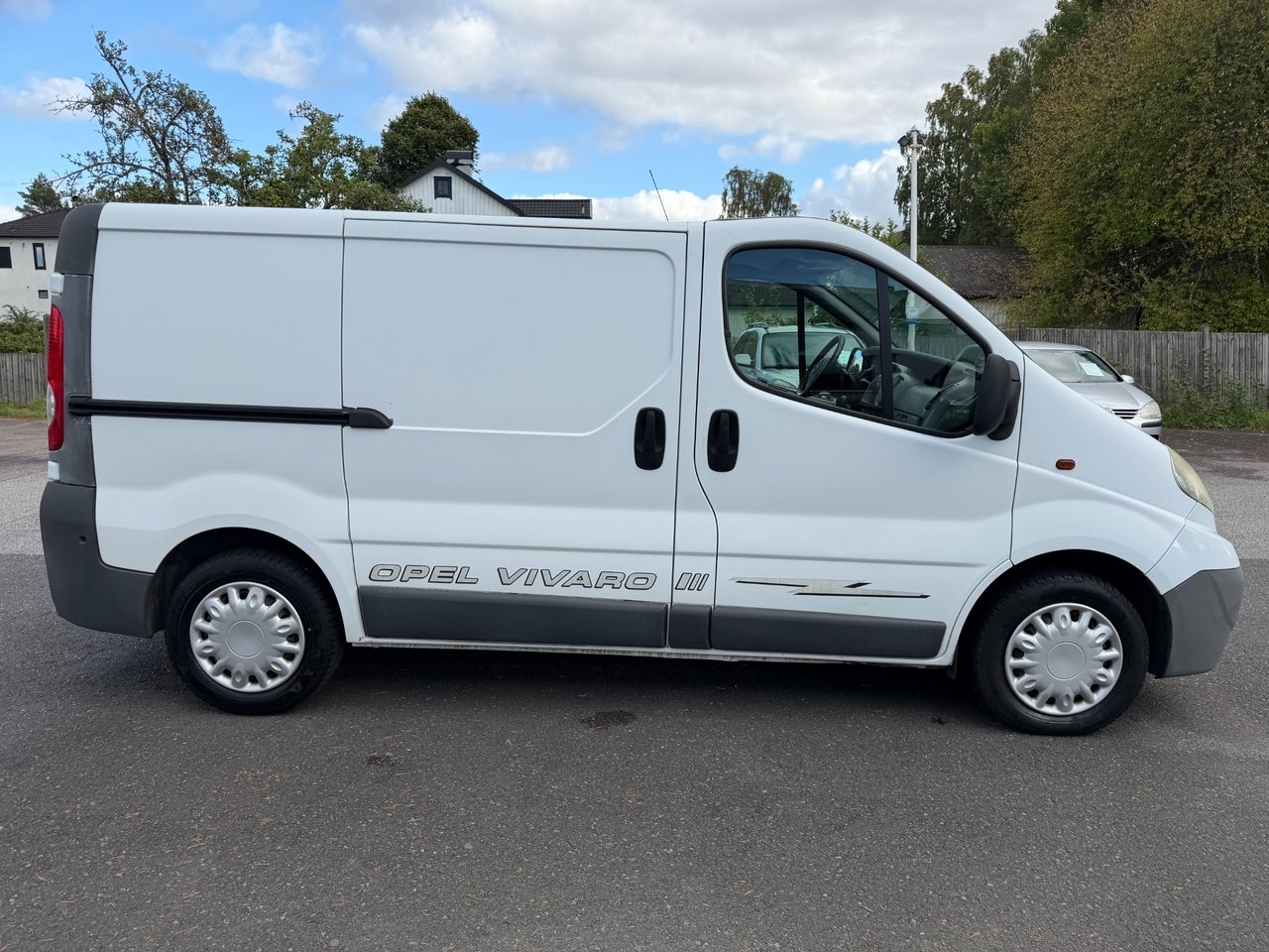 Opel Vivaro 2009, bild 5/10