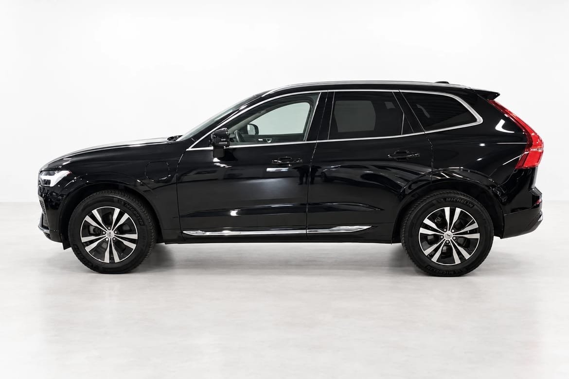 Volvo XC60 Recharge T6 Core Edition 2023, bild 2/10