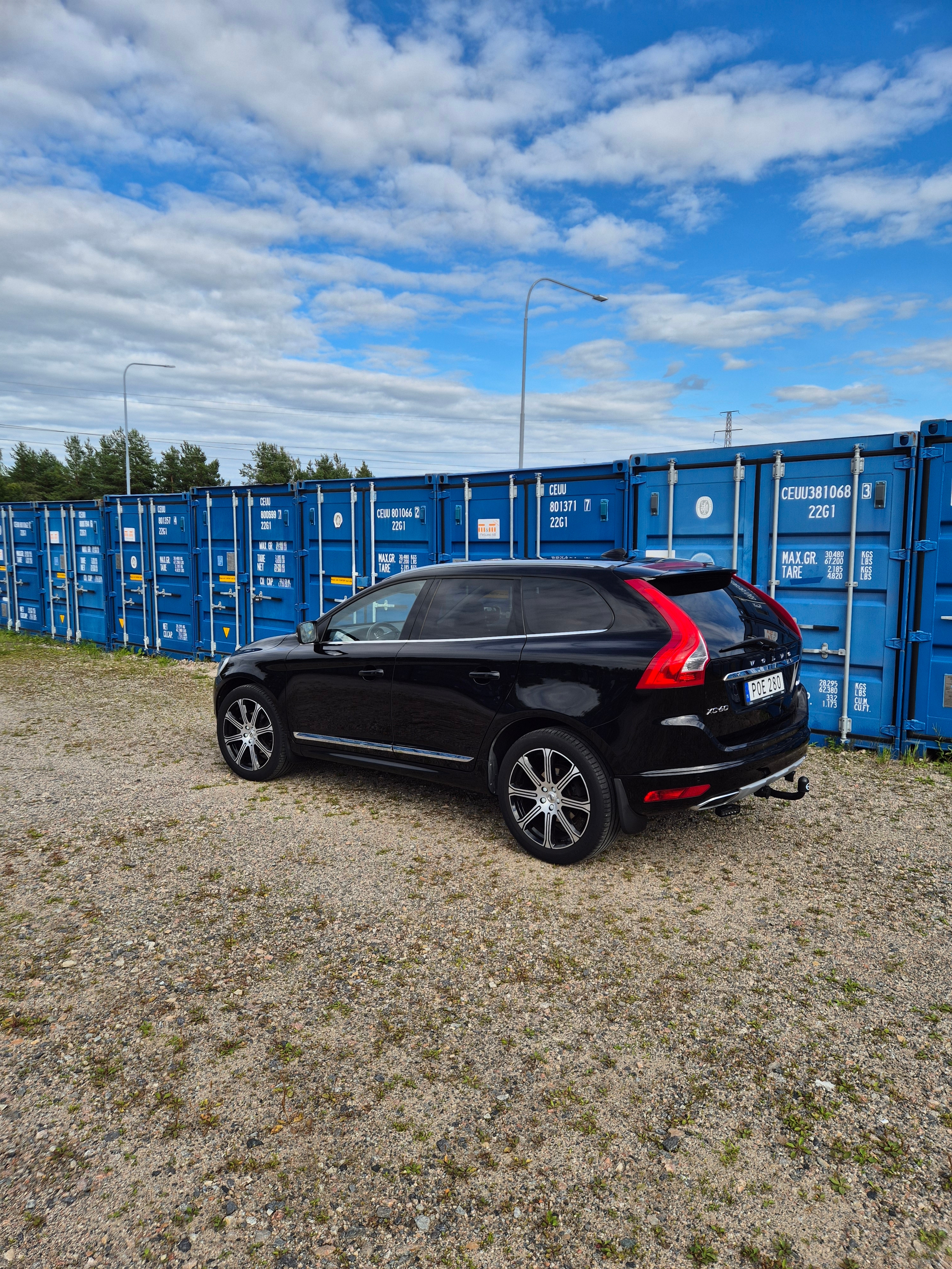Volvo XC60 D4 AWD Geartronic 2017, bild 2/2