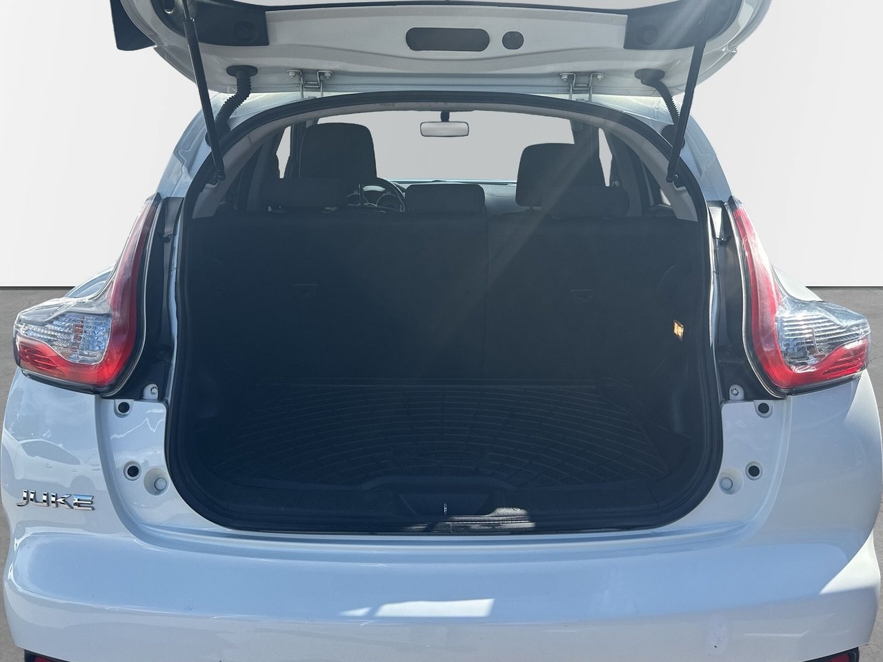 Nissan Juke 1.2 DIG-T obs 2014, bild 7/10