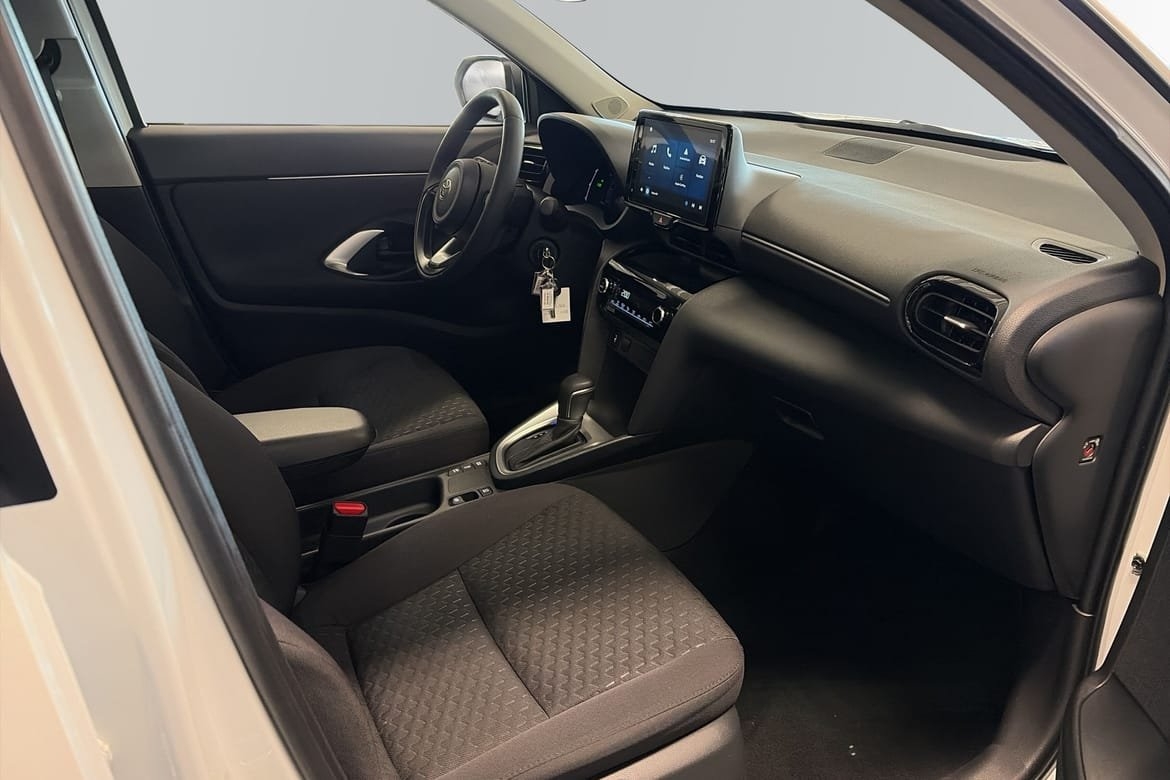 Toyota Yaris Cross Active 2025, bild 6/10