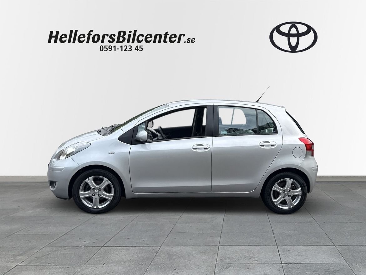 Toyota Yaris 2011, bild 3/10
