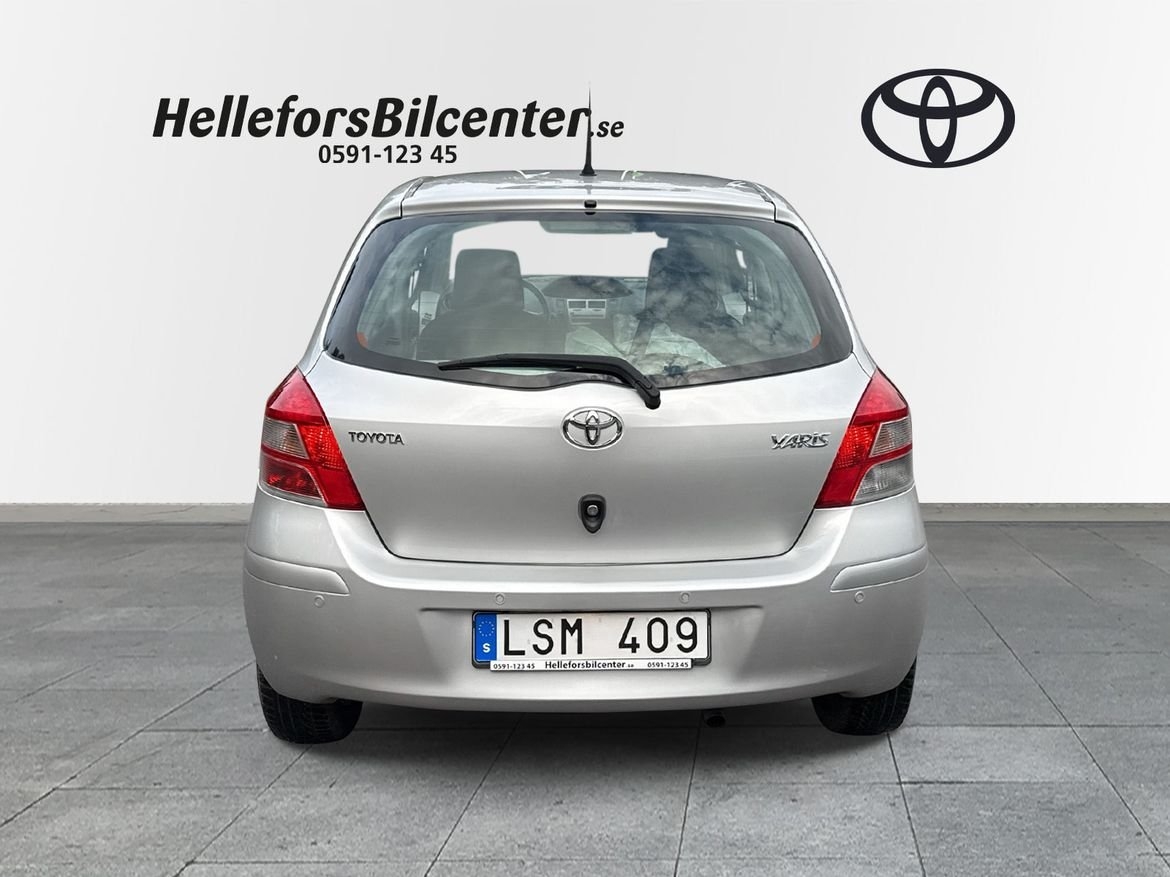Toyota Yaris 2011, bild 4/10