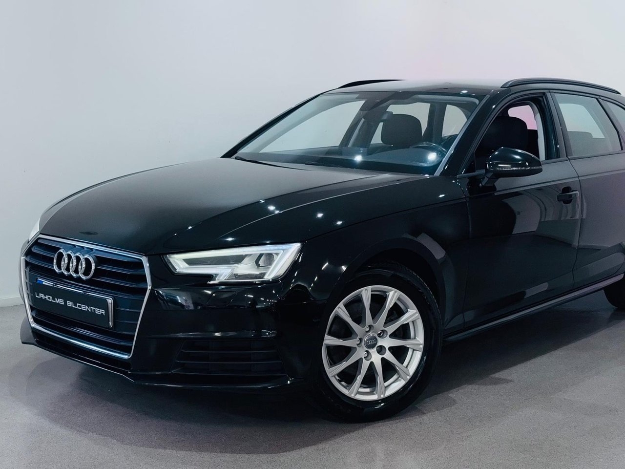 Audi A4 Avant 2.0 TDI 150hk 2018, bild 2/10