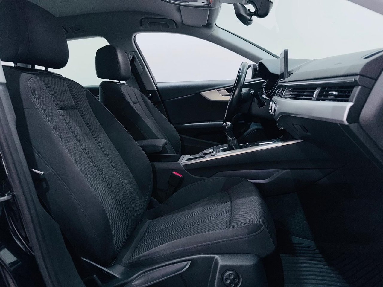 Audi A4 Avant 2.0 TDI 150hk 2018, bild 7/10