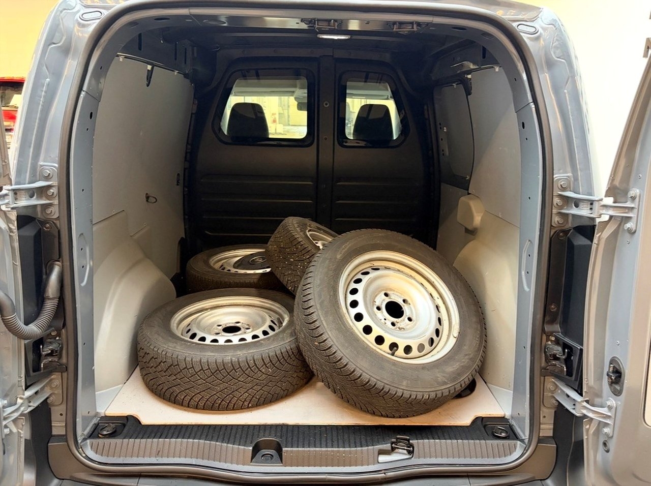 Renault Kangoo 2023, bild 4/8