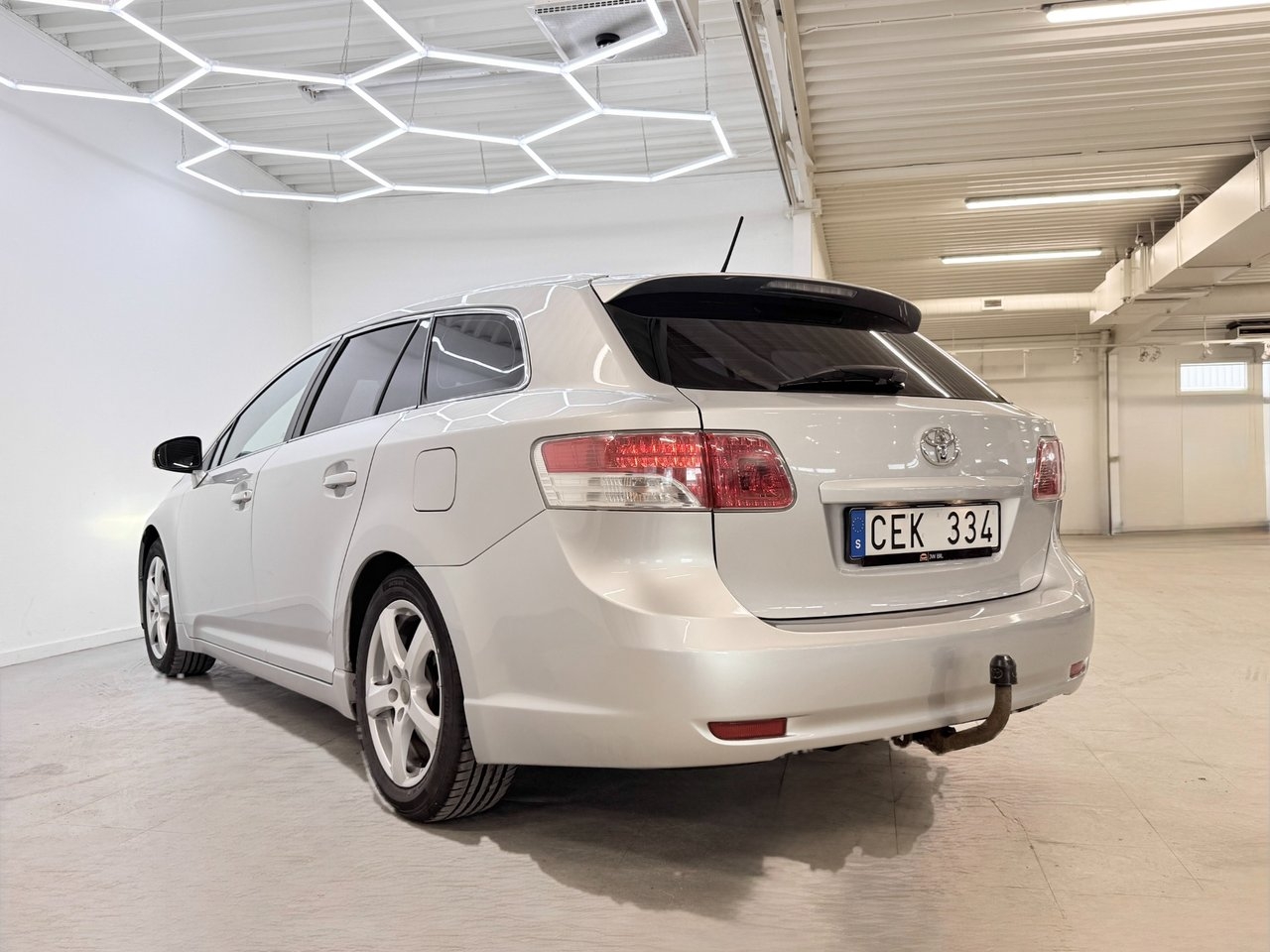 Toyota Avensis 2009, bild 7/10